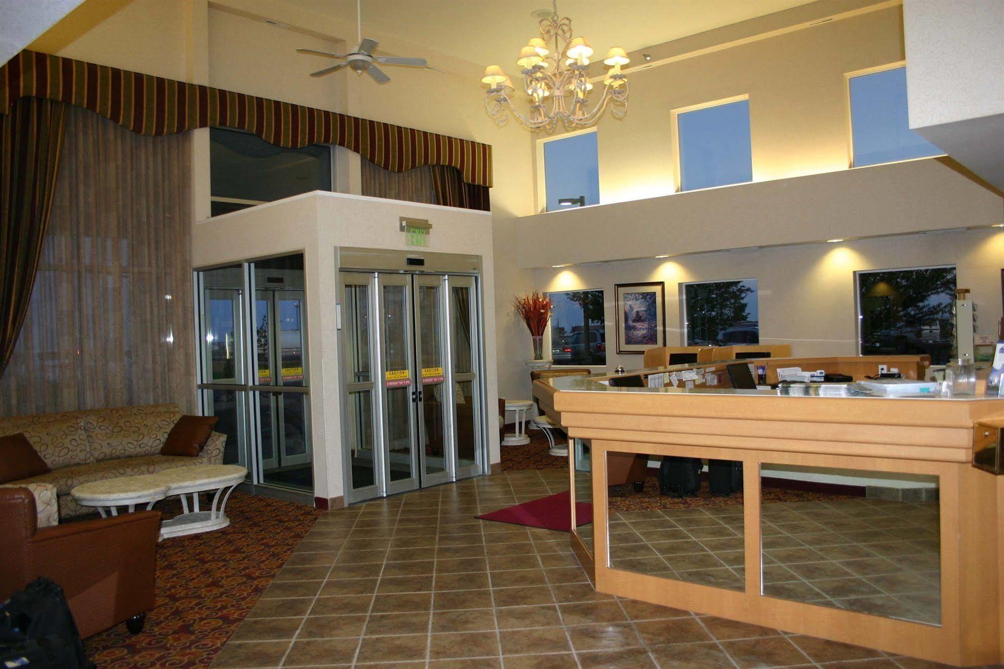 Crystal Inn Hotel & Suites - Great Falls Buitenkant foto